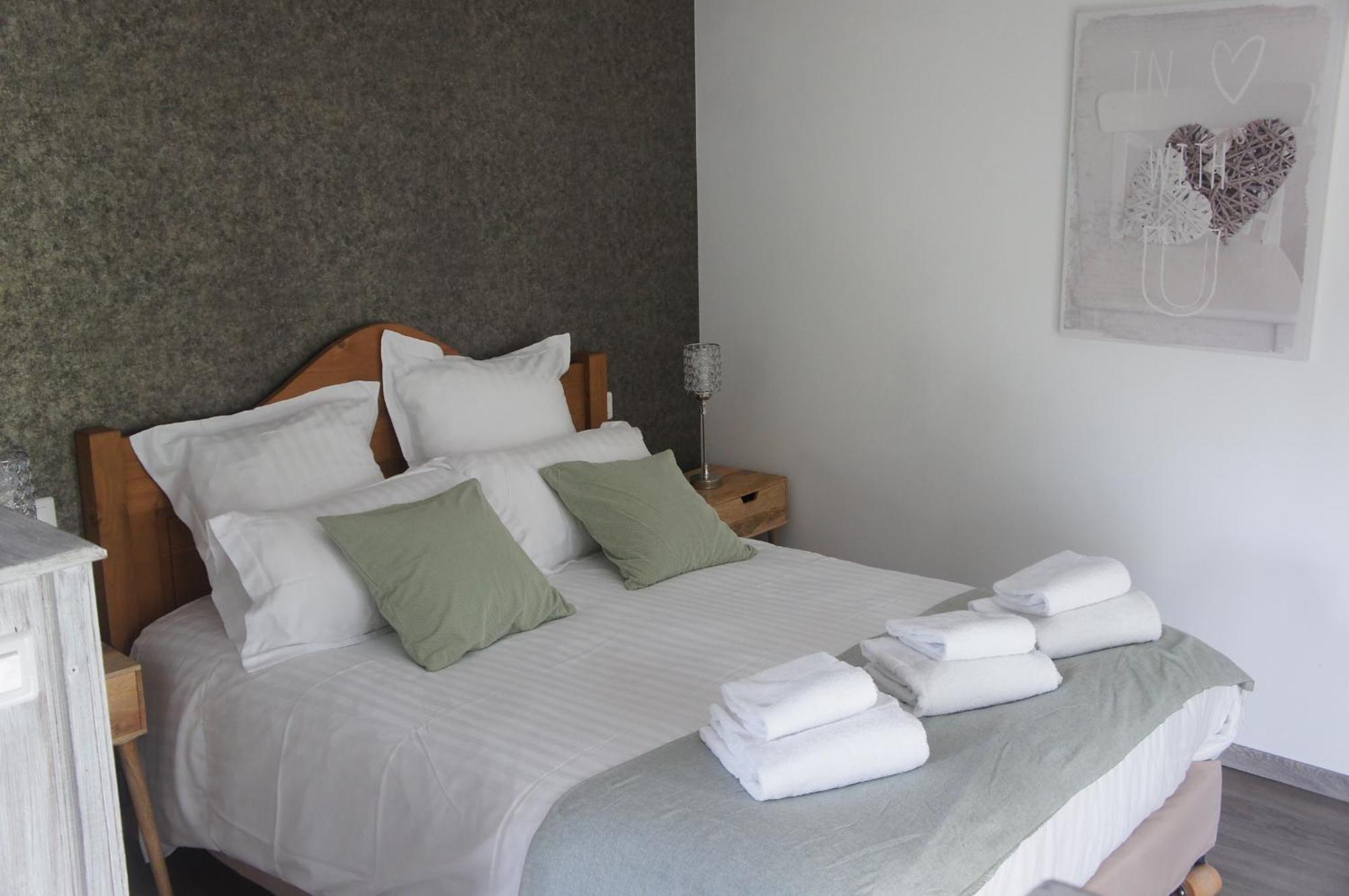 Cressensac-Sarrazac Logis Hotel Auberge De Cartassac מראה חיצוני תמונה